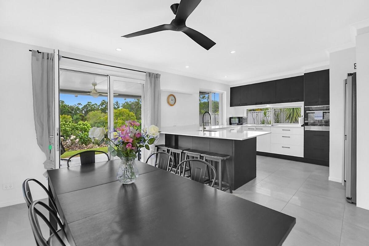 Tranquil 3-bedroom In Heart Of Parkwood